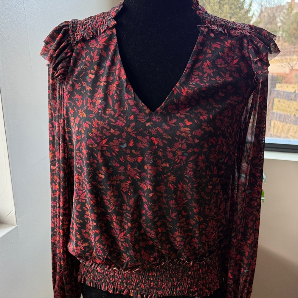 Evereve Black and Red Floral Blouse
